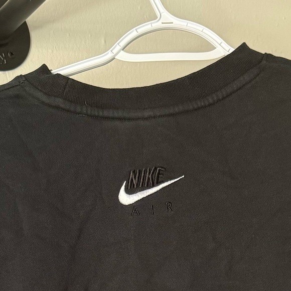 Nike Air Men's Crewneck Black Sweater - Picture 2 of 3